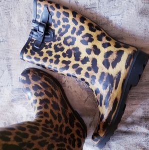 BUMPER Cheetah Print Bucket Rain/Snow Boots Size 9
